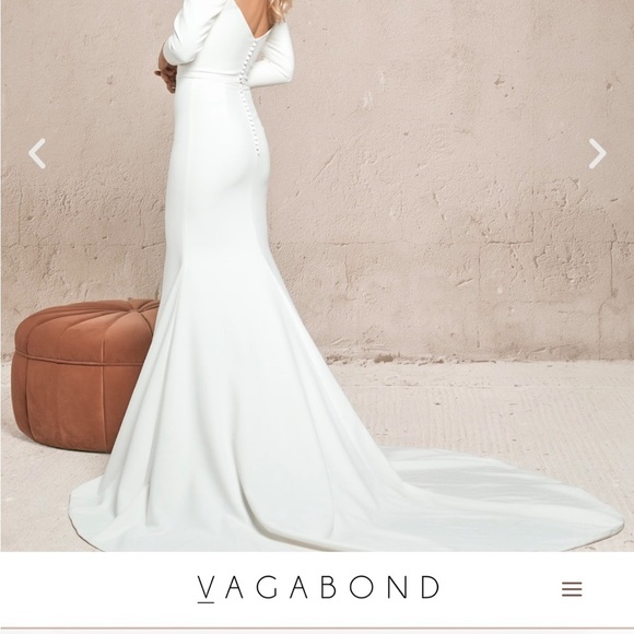 Vagabond Off White Medusa Wedding Dress - Picture 3 of 13